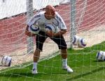 Thomas Gravesen er ikke salg, fastslår Real Madrids præsident. - Foto: AP 
