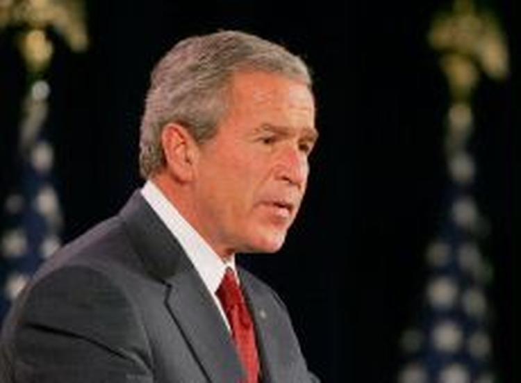 »Der var grund til, at jeg nævnte det (Iran) som en del af 'ondskabens akse'«, siger præsident Bush. - Foto: AP 