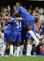 En flok jublende Chelsea-stjerner. - Arkivfoto: AP. 