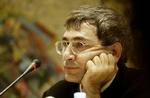 Den tyrkiske forfatter Orhan Pamuk stilles fredag for en domstol for bemærkninger om tyrkiske styrkers massemord på armenere og om det kurdiske mindretal i landet. - Arkivfoto: Kåre Viemose 