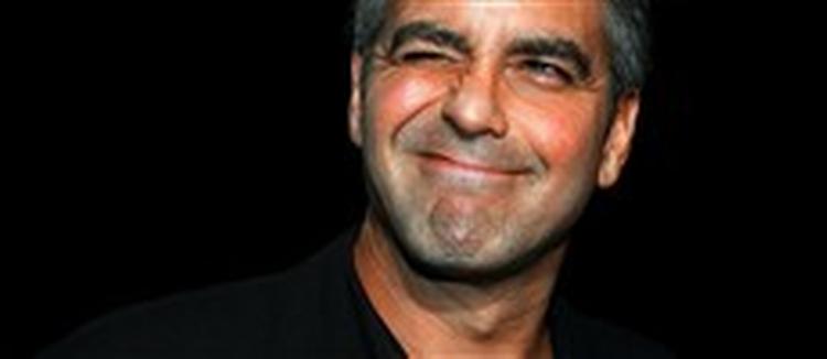 »At få nogle til at købe en film i sort-hvid er ikke let, skulle jeg hilse og sige«, fortæller George Clooney om sin premiereaktuelle film 'Good Night, and Good Luck. - Foto: Kevork Djansezian 