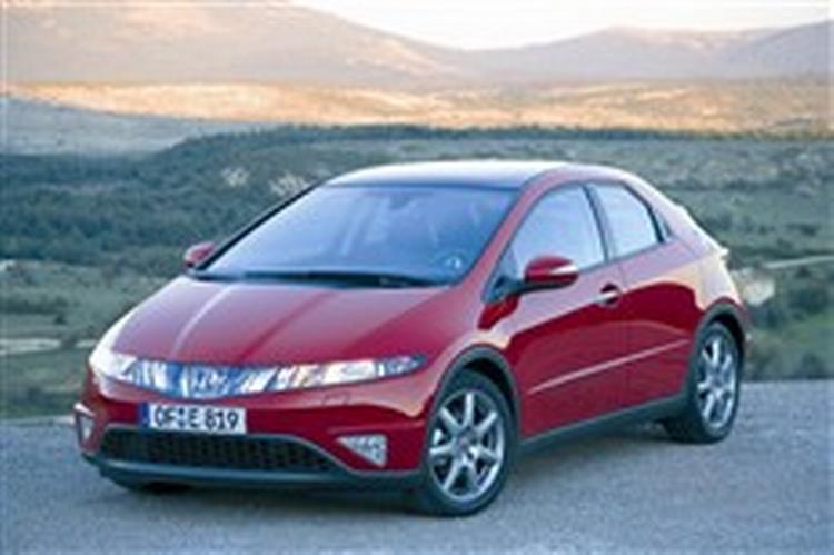 Rund og rummelig - den nye Honda Civic kommer til Danmark i februar. Foto: Honda 