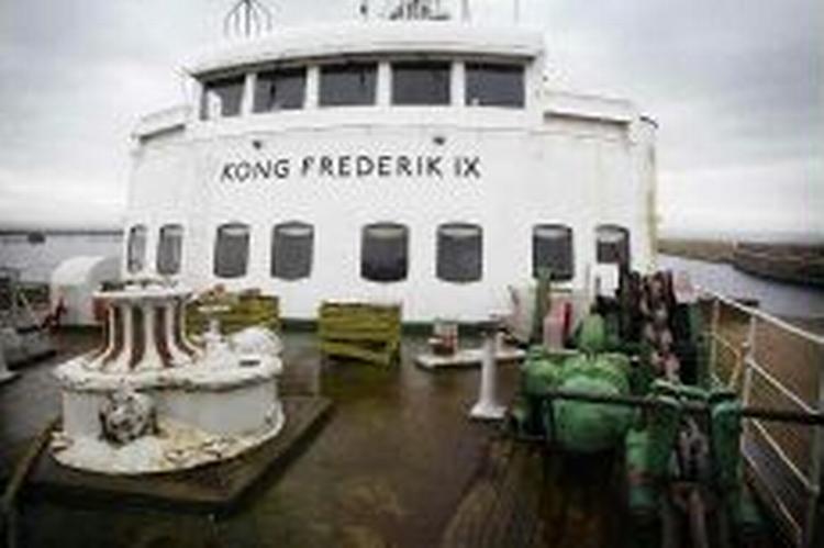 Den gamle storebæltsfærge 'Frederik IX' endte på en skrotstrand i Indien. - Foto: Morten Langkilde 