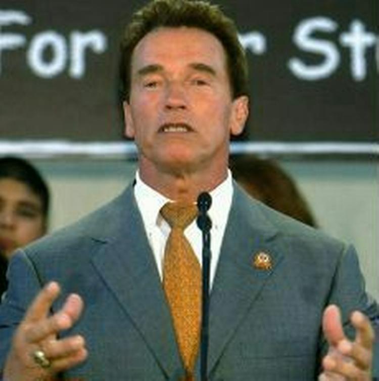 Den californiske guvernør, Arnold Schwarzenegger, har frataget sin fødeby retten til at bruge hans navn - Foto: AP 