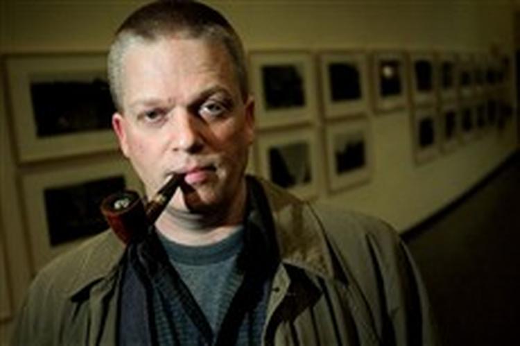 Dansk forfatterforening vil ikke lade Pia Kjærsgaards nedladende bemærkning stå upåtalt, siger foreningens formand, Frants Iver Gundelach. - Foto: Klaus Holsting 