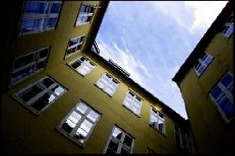 Boligejere skaber lidt ekstra penge til højtiderne ved at 'klippe' i lånet i lejligheden eller huset. - Arkivfoto: Thomas Borberg 