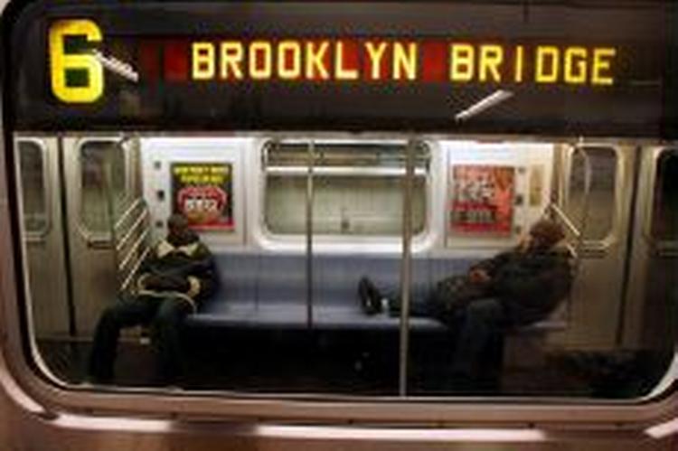 New Yorkerne har atter fået mulighed for at tage med subway'en. - Foto: AP 