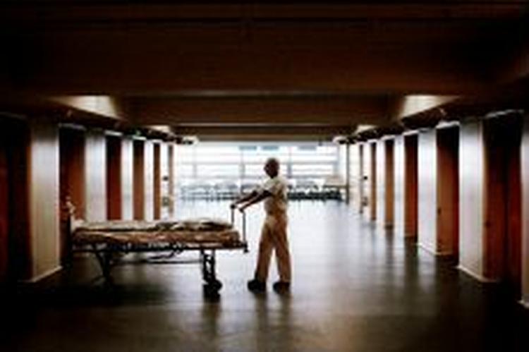 Ifølge B.T. er danske sygehuse rene bakteriebomber. - Foto: Mads Nissen 