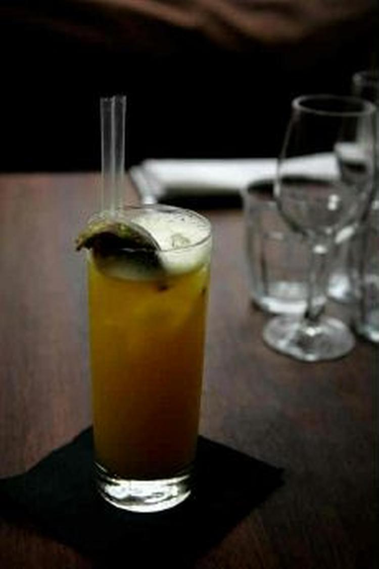 Mange danskere regner med at blive berusede til nytår, hvis man skal tro salget af 'tømmermands-piller'. - Arkivfoto: Jens Dresling 