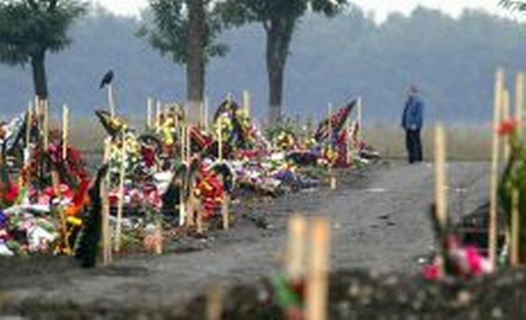 Gravsteder for ofre for gidseltragedien i Beslan. - Arkivfoto: AP 