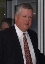 Richard Causey, den tidligere regnskabschef i det store amerikanske energiselskab Enron har tilsyneladende lavet en aftale med anklagemyndigheden. - Arkivfoto: AP 