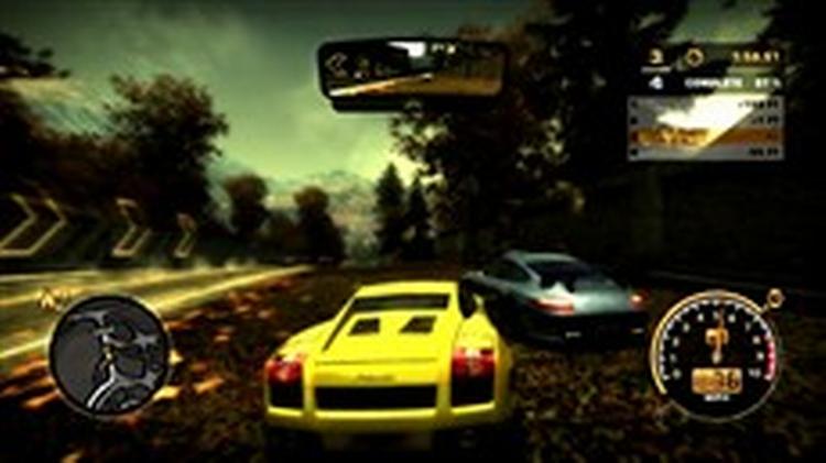 Det gælder om at vinde hæder som den mest berygtede gaderæser, men det har sin pris. Der ryger nemlig en Porsche hist og en Lamborghini her. 