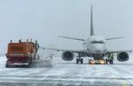 Lufthavnen i den tyske by Dresden var lukket for flytrafik i flere timer under snestormen. - Foto: AP 