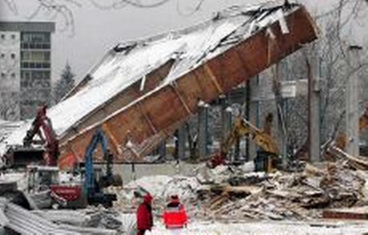 Det sidste offer er blevet fundet dræbt i tysk skøjtehal - Foto: AP 