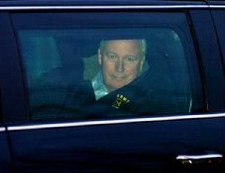 Falsk alarm. USA´s vicepræsident Dick Cheney er hjemme igen, efter han i morges blev bragt på hospitalet. - Foto: AP 