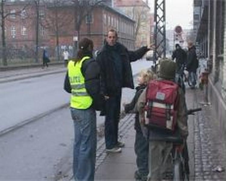 Adskillige christianshavnere blev evakueret fra deres lejligheder i forbindelse med tirsdagens storalarm. - Foto: LocalEyes 
