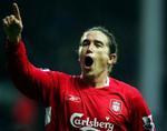 Liverpools Harry Kewell jubler efter at have scoret kampens eneste mål, da Liverpool slog Tottenham 1-0. - Foto: AP 