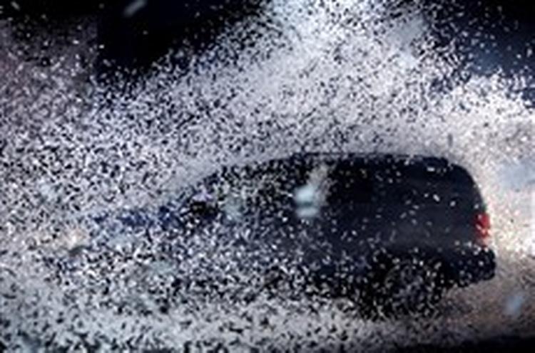 Chrysler Aspen - i en kunstig snestorm 