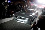 En af udstilingens mest barske biler: Chevrolet Camaro Concept. Foreløbig kun en konceptbil, men den kan blive til virkelighed om et par år. 