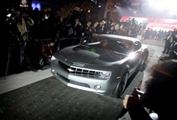 En af udstilingens mest barske biler: Chevrolet Camaro Concept. Foreløbig kun en konceptbil, men den kan blive til virkelighed om et par år. 