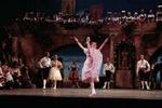 Indvandrerne skal lokkes ind til opera og en ballet som for eksempel 'Napoli' på det Kongelige Teater. - Arkivfoto: Erik Petersen 