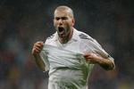 Zidane har haft spillemæssige problemer i denne sæson. Men søndag aften blev det til tre scoringer mod Sevilla. - Foto: AP 