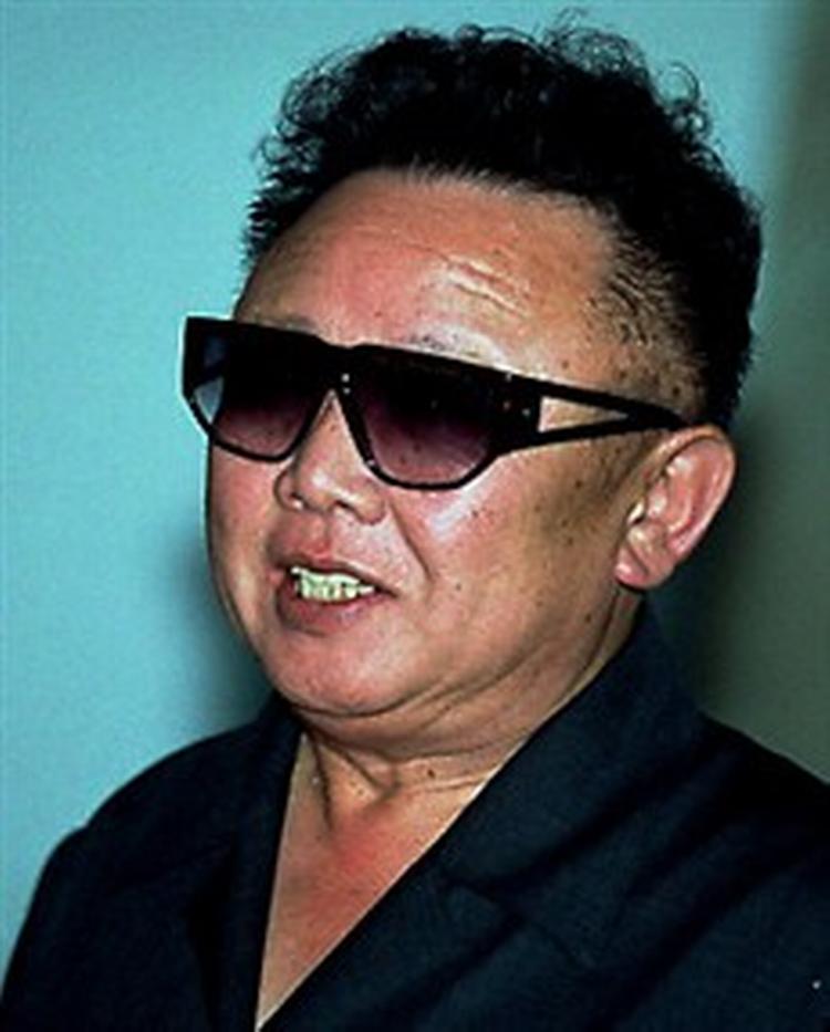Nordkoreas diktator, Kim Jong-il, menes at have været i Kina for at studere landets økonomiske succes.   Arkivfoto: Igor Kochetkov/AP 