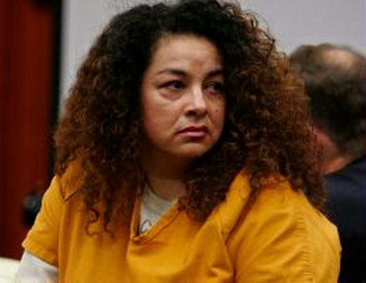 Anna Ayala fra Californien skal ni år i fængsel for at placere en afrevet finger i en chili-ret. - Foto: AP 
