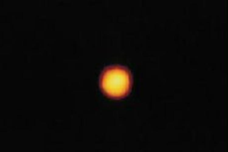 Pluto har en gennemsnitlig afstand til Jorden på 4,9 mia. km. - Foto: Nasa 