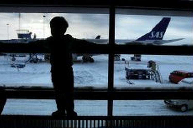 Sne og vind skaber aflysninger og forsinkelser i flytrafikken. - Arkivfoto: Jakob Carlsen 