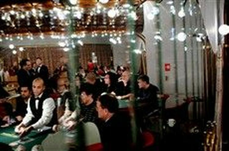 Casino Copenhagen lægger spilleborde til European Poker Tour, hvor spillerne i nat kæmper en andel af præmiepuljen på 8 millioner kroner.   Foto: Anders Birch 