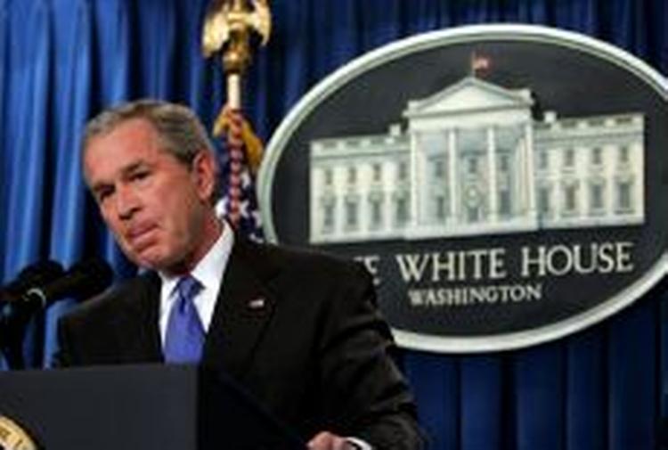 USA's præsident George W. Bush er med på et russisk kompromis i sagen om det iranske atomprogram. - Foto: AP 