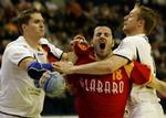 Spanien var favoritter men kom i klemme mellem de tyske spillere. - Foto: AP 