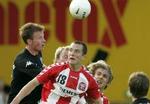 Martin Ericsson i kamp for AaB mod FCK. - Arkivfoto: Claus Bonnerup 