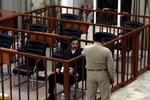 Mens Saddam Hussein endnu befandt sig i retslokalet. Den tidligere irakiske diktator udvandrede i morges fra retssagen imod ham. - Foto: AP 