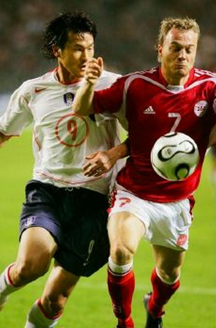 Lars Jacobsen scorede en dommedagskasse til 1-1 og var igen blandt Danmarks bedste. - Foto: AP. 