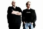 KRIMIDUO. Helllström og Roslund ved godt, at de bliver sammenlignet med svensk kriminallitteraturs største ikoner, ægteparret Sjöwall og Wahlöö, der skrev tibindsværket  Roman om en forbrydelse . Men det har de intet imod.   Foto: Kåre Viemose 