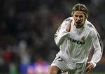 David Beckham kan være på vej tilbage til engelsk fodbold. - Arkivfoto: AP 