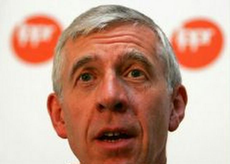 Den britiske udenrigsminister Jack Straw melder sig nu som kritiker af Jyllands-Postens Muhammed-tegninger - Foto: AP 