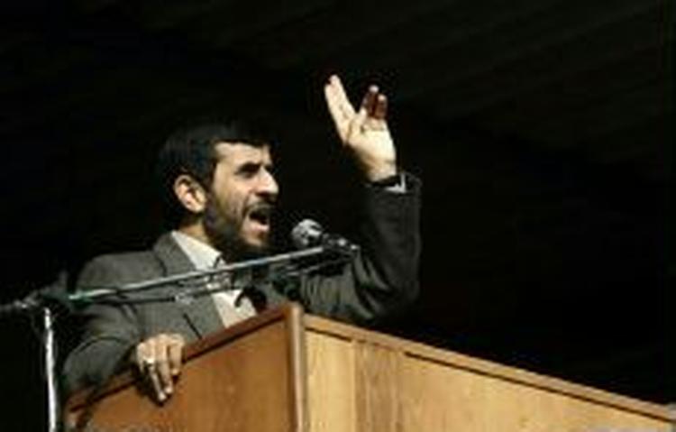 Irans præsident Mahmoud Ahmadinejad opfordrer de muslimske lande til at boykotte danske kontrakter - Foto: AP 