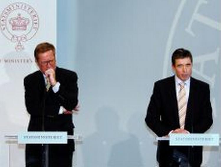 Pressemødet på Christiansborg i dag var under tæt opsyn af hele det internationale presseopbud. - Foto: AP 