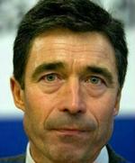 Statsminister Anders Fogh Rasmussen fordømmer gravskændingen af muslimske gravpladser i Esbjerg. - Arkivfoto: Finn Frandsen 
