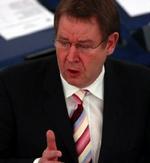 Poul Nyrup Rasmussen har ikke meget tilovers for Jyllands-Postens tegninger af profeten Muhammed, bragt i september sidste år. - Foto: AP 