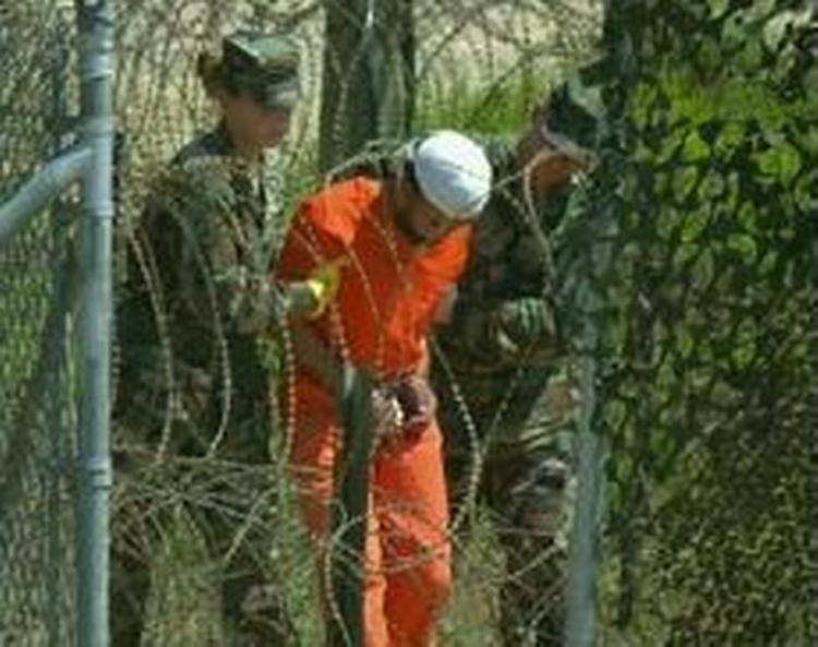 Luk dem fri eller stil dem for en domstol, lyder det fra FN om fangerne på Guantanamo. - Arkivfoto: AP 
