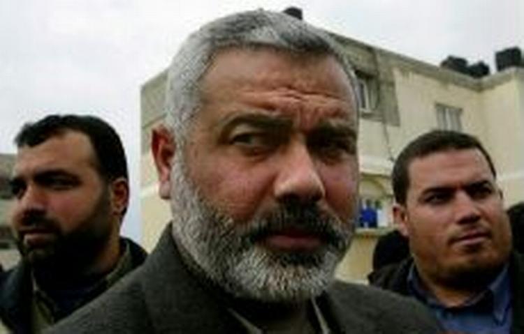 Ismail Haniya var blevet tippet som ny premierminister, idet han førte Hamas til jordskredssejren ved parlamentsvalget. - Arkivfoto: AP 