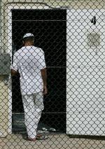 En række fanger på den amerikanske base Guantanamo har indledt sultestrejke. Og USA erkender at have tvangsfodret fangerne. - Arkivfoto: AP 