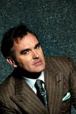 En fare for sikkerheden? Det vil efterretnings-tjenesterne i USA og England gerne vide, om rocksangeren Morrissey kan kaldes.   Foto: BMG 