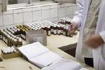 Forbruget af antibiotika er elsploderet i Danmark. Det kan skyldes det øgede pres på hospitalerne, og der er frygt for resistens over for flere bakterie-typer. - Arkivfoto: AP 
