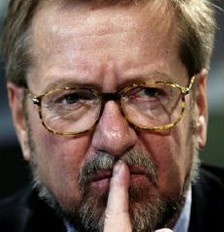 Udenrigsminister Per Stig Møller (K) mener ikke, han har givet hollandsk minister mundkurv på i sagen om Muhammed-tegningerne. - Arkivfoto: Miriam Dalsgaard 