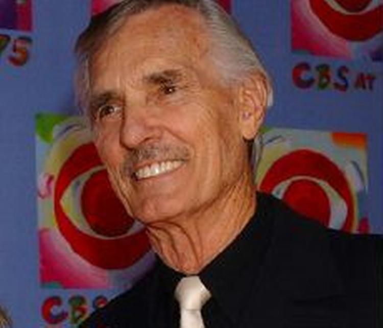 Dennis Weaver er død af kræft, 81 år gammel. - Arkivfoto: AP 